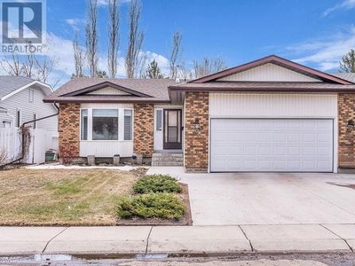 House For Sale In Saskatoon, Saskatchewan