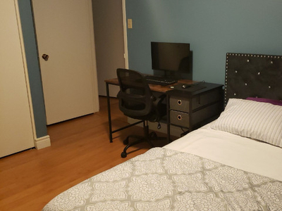 Private Room For Rent Near Carleton University and uOttawa!