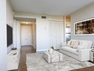 3 Bedroom Apartment Unit Winnipeg MB For Rent At 2400