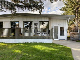 4422 Greenview Place NE Calgary, Alberta