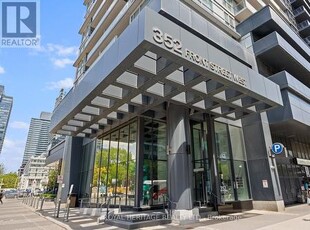 Condo For Sale In Entertainment District, Toronto, Ontario