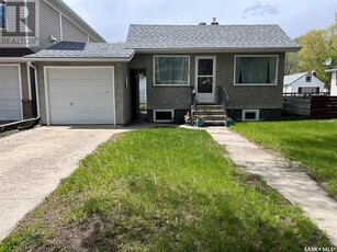 House For Sale In Holiday Park, Saskatoon, Saskatchewan