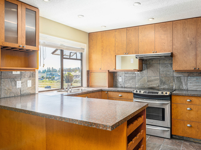 Nanaimo Apartment For Rent | Apartments Overlooking the Nanaimo Golf