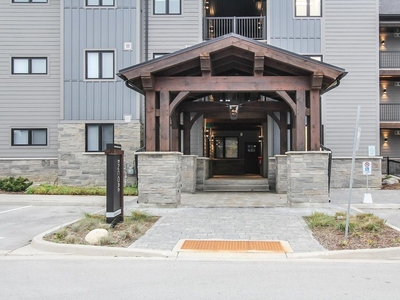 Luxury Apartment for sale in The Blue Mountains, Ontario