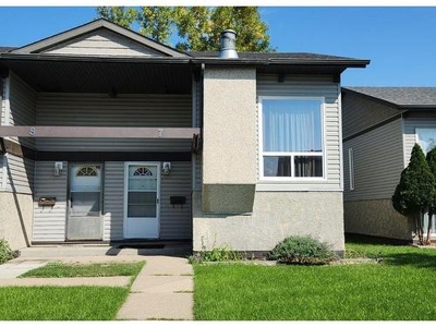 Duplex For Sale In Caernarvon, Edmonton, Alberta