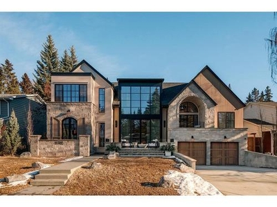House For Sale In Lakeview, Calgary, Alberta