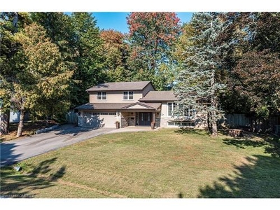 House For Sale In Southwest Oakville, Oakville, Ontario