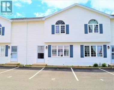 Townhouse For Sale In Moncton, New Brunswick