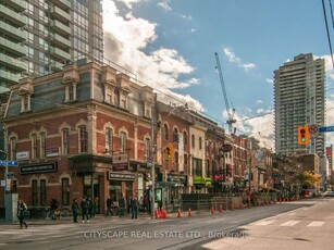 1502 - 80 John St