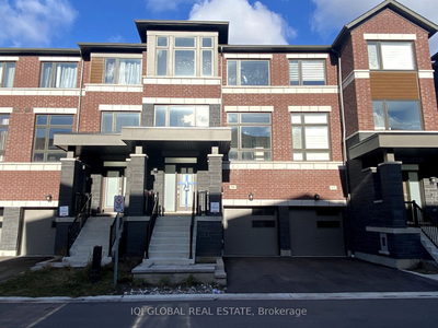 1,860 Sq Ft Executive Townhome with 4 Bedroom 4 Bathroom