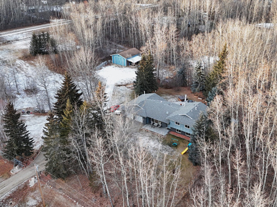 23 Rolling Heights (54023 HWY 779), Parkland County