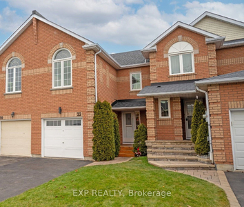 3+1 Bdrm North Whitby All Brick Freehold Townhome 1,615 sqft