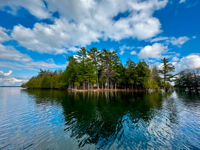 6766 Sand Island on Big Rideau Lake!