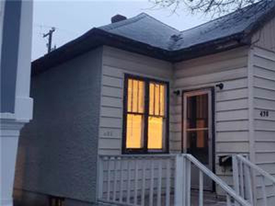 Homes for Sale in East Elmwood, Winnipeg, Manitoba $94,900