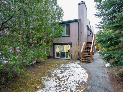 Located in Collingwood - It's a 2 Bdrm 2 Bth
