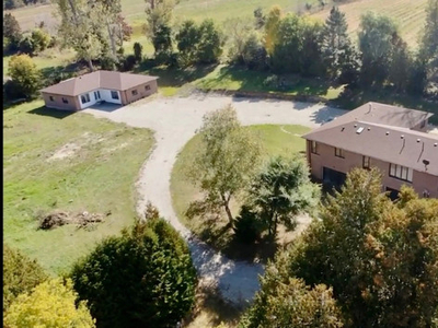 TWO Fully Renovated Luxury Houses on 4 Acres in GTA!