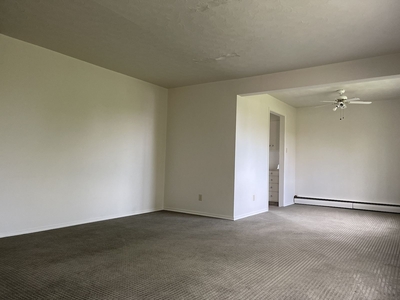 Calgary Apartment For Rent | Bankview | SW VERY SPACIOUS- QUIET 2