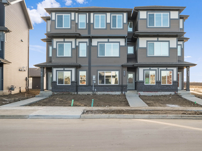 Edmonton Pet Friendly Townhouse For Rent | Orchards | NEWLY BUILT 3 Bedroom, 2.5