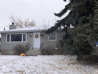 House For Sale In Avonmore, Edmonton, Alberta