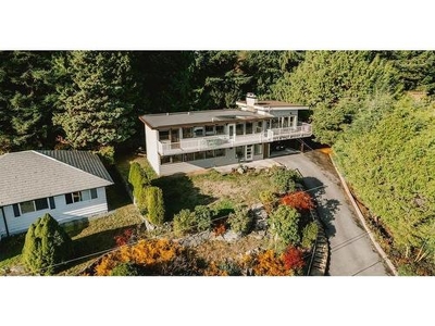 House For Sale In Glenmore, West Vancouver, British Columbia