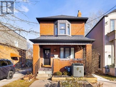 House For Sale In Swansea, Toronto, Ontario
