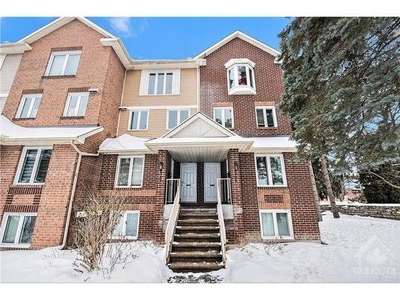 Townhouse In Orleans North West, Ottawa, Ontario