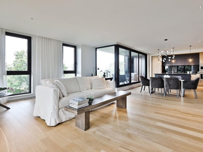 3 bedroom luxury Flat for rent in Montreal, Canada