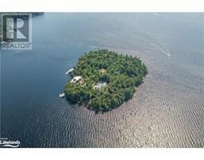 1 Bass Island, Wood in Port Carling, ON