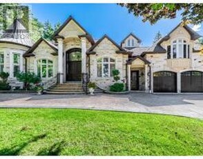 30 Thornlea Road, Thornhill in Markham, ON