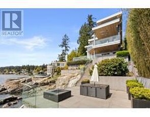 3906 Marine Drive, in West Vancouver, BC