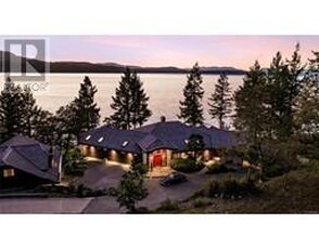 8440 Lawrence Road, Inlet in Central Saanich, BC