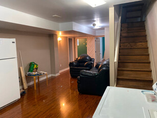 Shared Room for Rent - Gore and Ebenezer Rd - Brampton