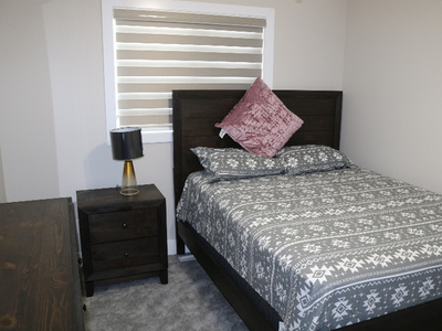 Fully Furshined Room For rent in Laurel Edmonton