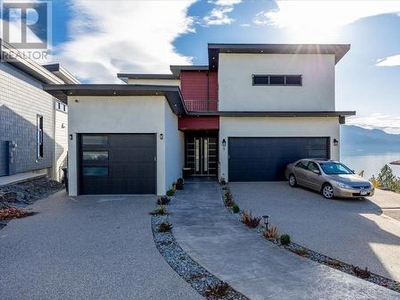 House For Sale In Lakeview Heights, West Kelowna, British Columbia