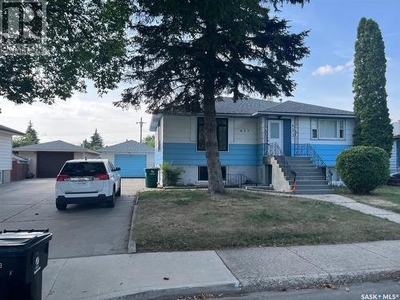 House For Sale In Mount Royal, Saskatoon, Saskatchewan