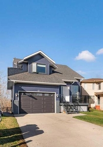 House For Sale In Riverbend, Calgary, Alberta