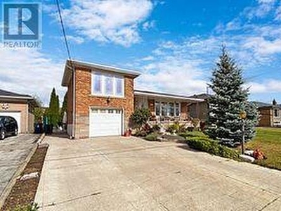 House For Sale In South Pelham, Toronto, Ontario