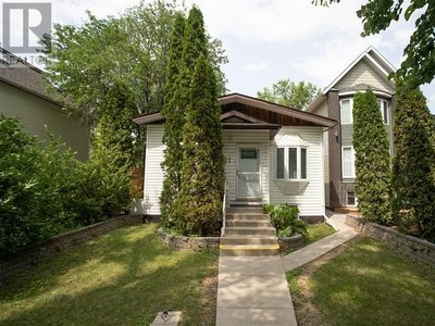 House For Sale In Varsity View, Saskatoon, Saskatchewan