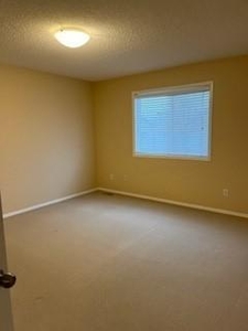 3 Bedroom Detached House Edmonton AB For Rent At 2025