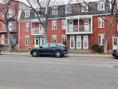 Condo/Apartment for sale, 1461 Rue Moreau, Mercier/Hochelaga-Maisonneuve, QC H1M2L4, CA, in Montreal, Canada