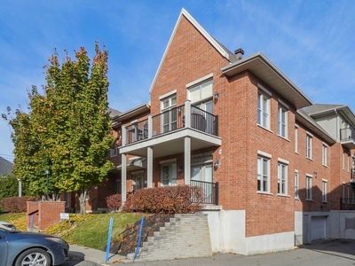 Condo/Apartment for sale, 19419 Rue du Sulky, Pierrefonds-Roxboro, QC H9K0A6, CA, in Montreal, Canada