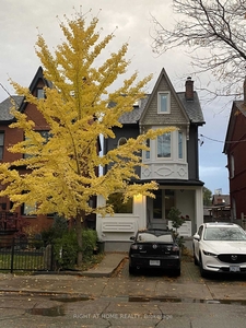 House for rent, Basemnt - 87 Clinton St, in Toronto, Canada
