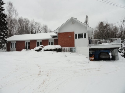 House for sale, 233 Ch. du Ruisseau, Val-des-Monts, QC J8N2B4, CA, in Val-des-Monts, Canada