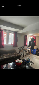 2 bedroom legal basement near queen/creditview