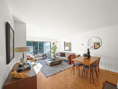 Beautifully Remodeled 1 bedroom apartment in Vancouver