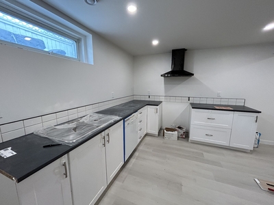 Calgary Pet Friendly Basement For Rent | Rutland Park | Newly Renovated Basement Suite in