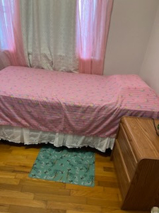 Female Private Bedroom! Furnished in Vancouver