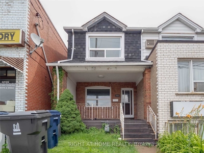 House for sale, 2023 Dufferin St, in Toronto, Canada