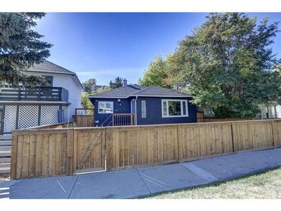House For Sale In Erlton, Calgary, Alberta