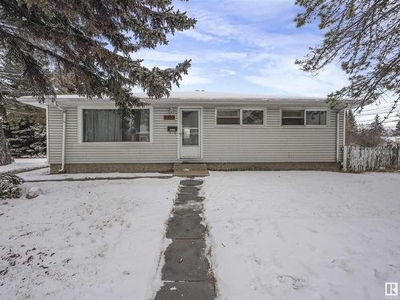 House For Sale In Killarney, Edmonton, Alberta